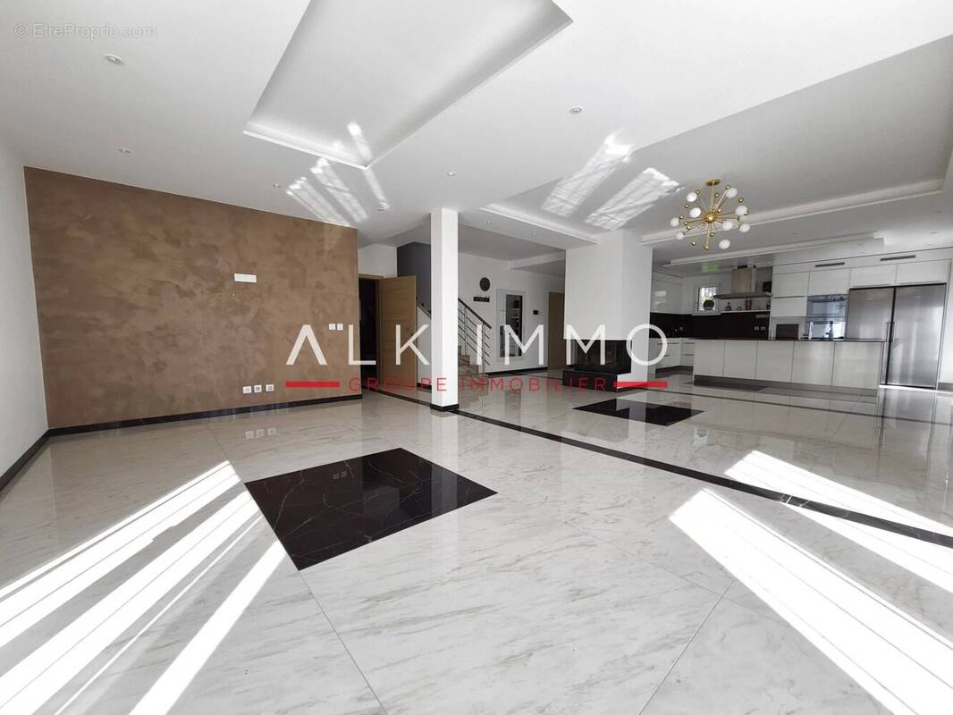 Maison à VEIGY-FONCENEX