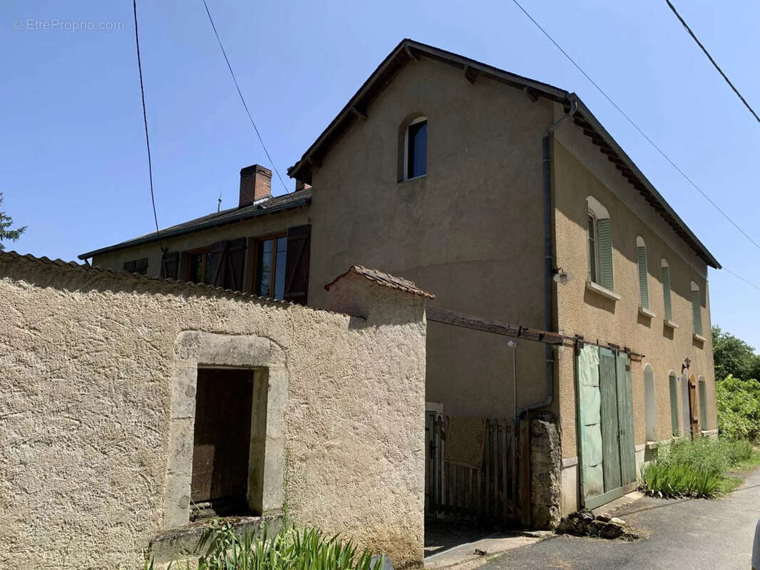 Maison à SAINT-GAULTIER