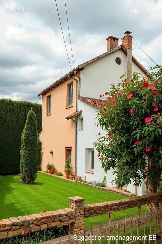 Maison à LE MAYET-DE-MONTAGNE