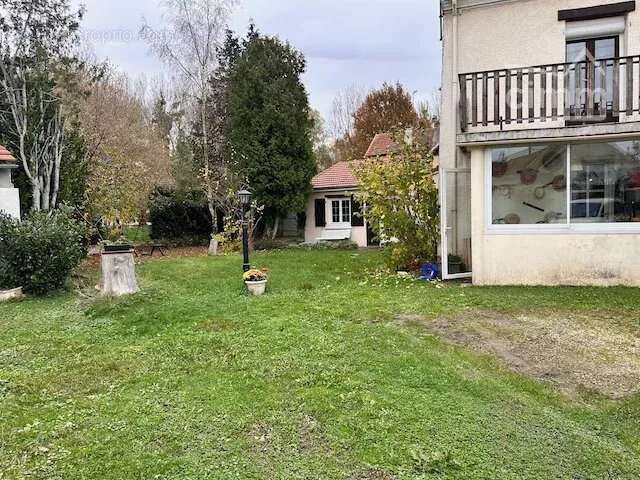 Maison à CONGIS-SUR-THEROUANNE