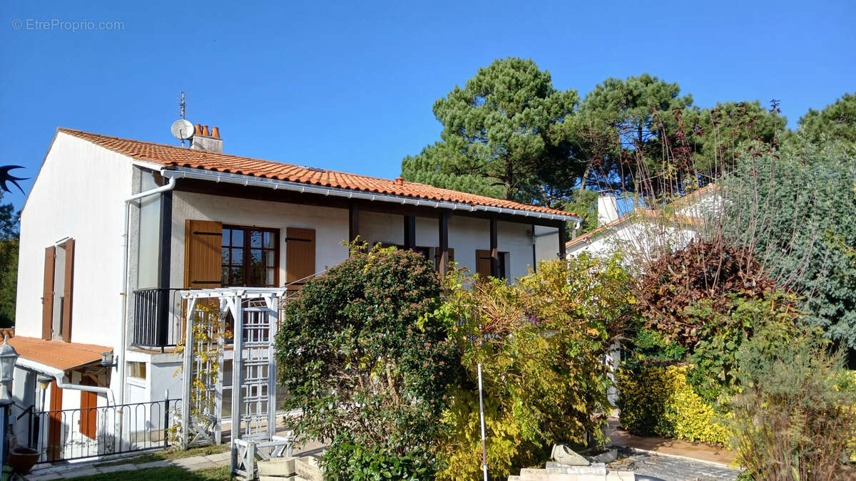 Maison à SAINT-PALAIS-SUR-MER