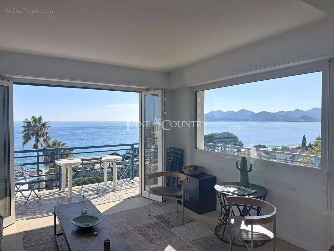 Appartement à CANNES
