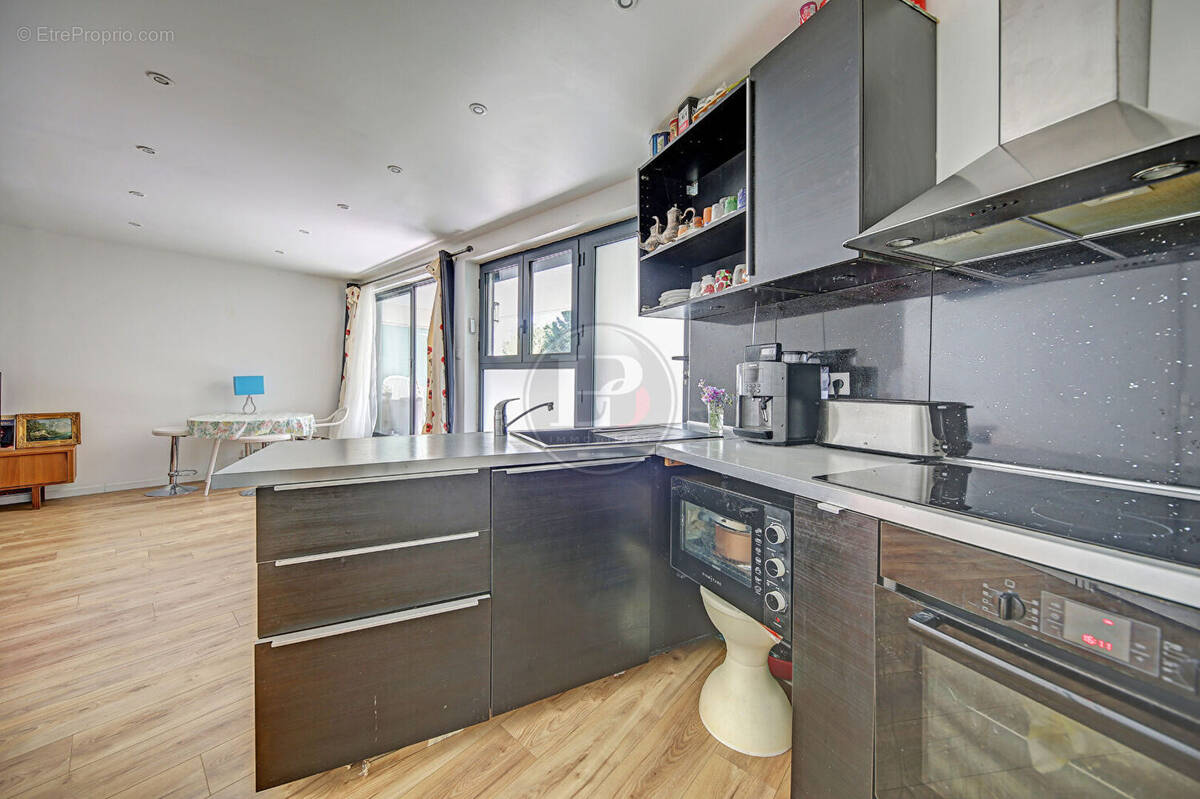 Appartement à MAREIL-MARLY