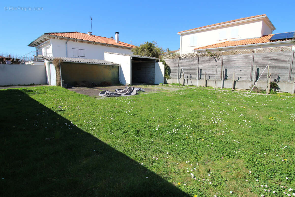 Maison à SAINT-GEORGES-DE-DIDONNE