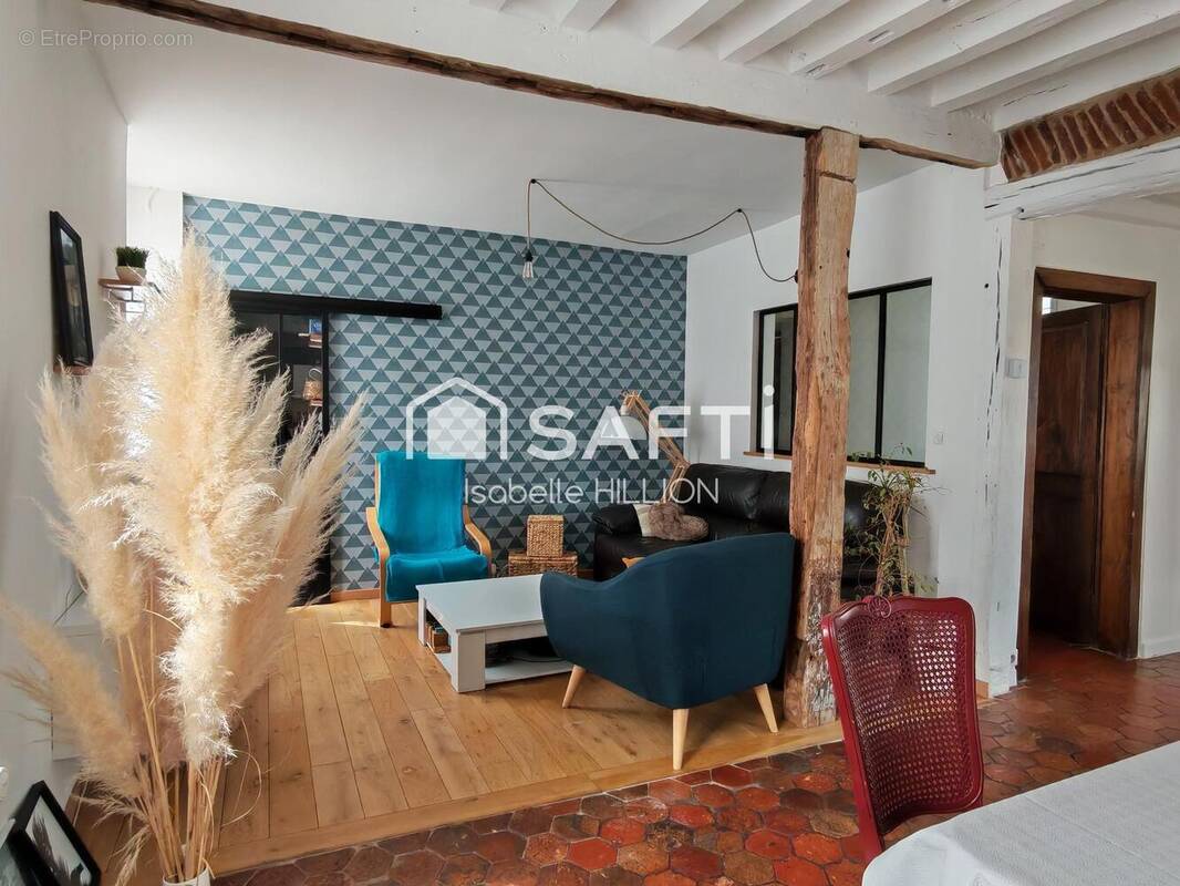 Photo 1 - Maison à LA NEUVILLE-EN-HEZ