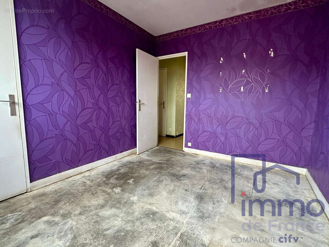 Appartement à SAINT-ETIENNE