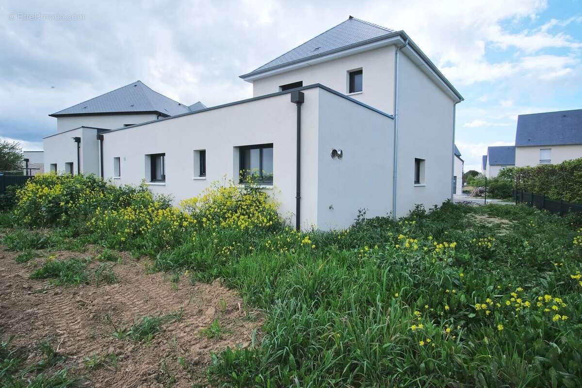 Maison à BERNIERES-SUR-MER