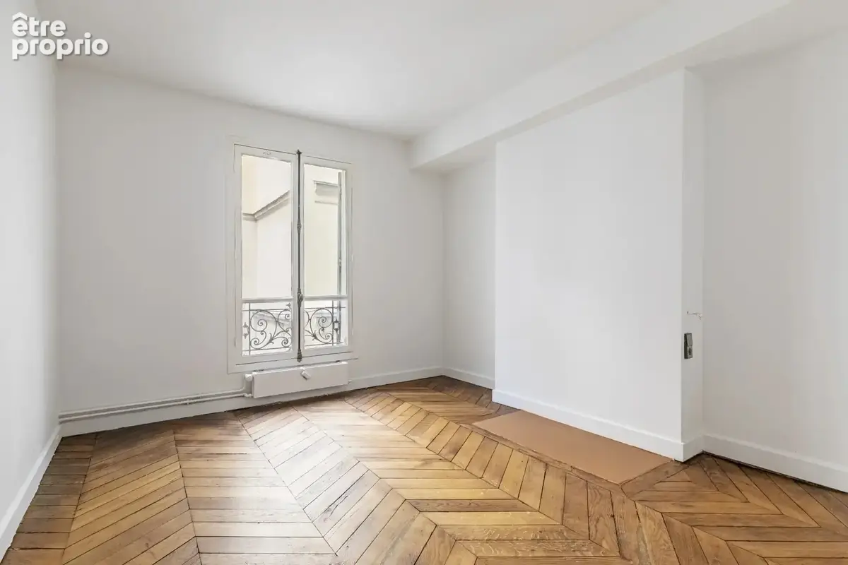 PARIS 9 - rue CHAPTAL - F5  + Cave + Chambre de service - photo 6