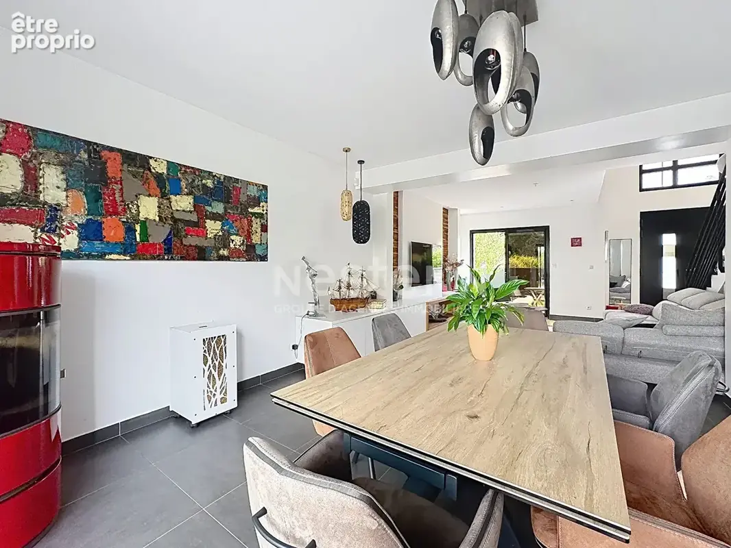Gouvieux centre, maison d'architecte-toit plat 135 m² habitables -jardin - photo 6