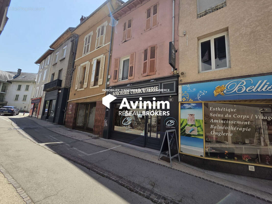 Commerce 180 m² à La Rochette  - photo 2