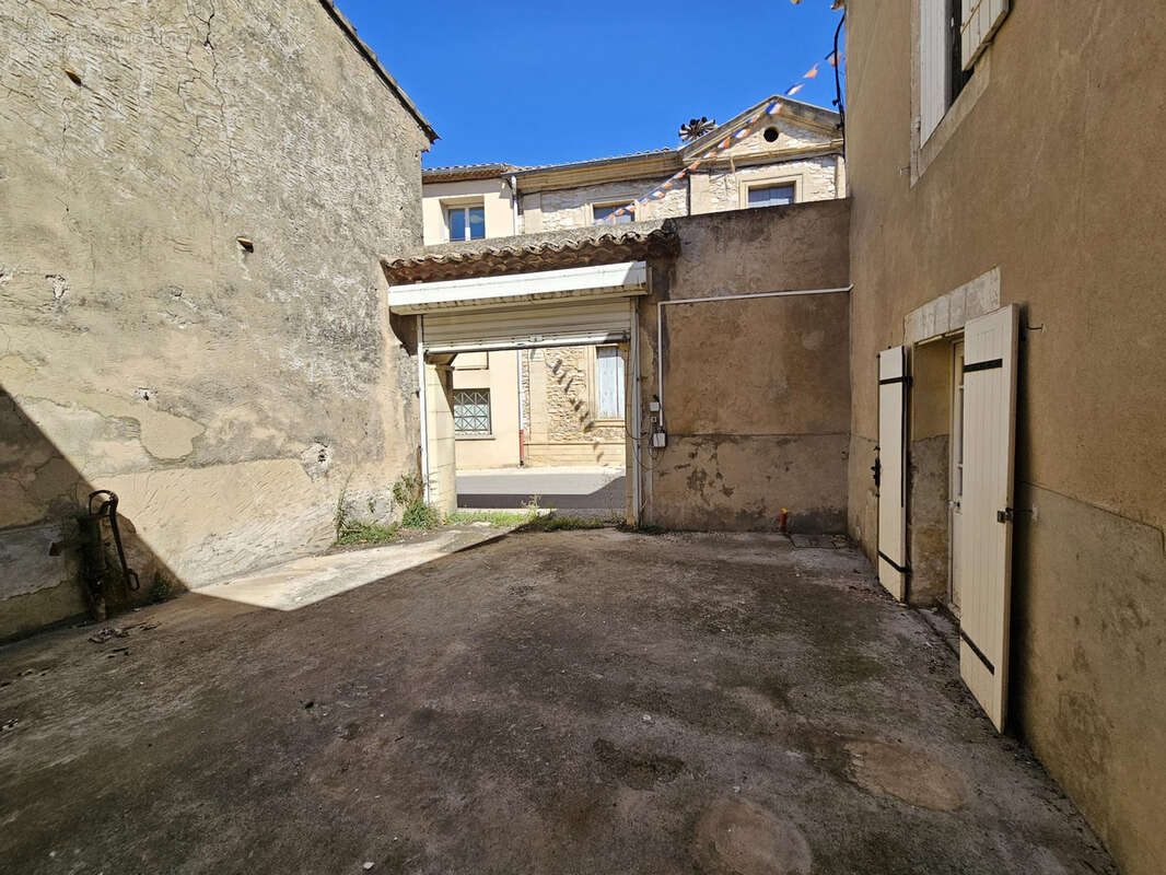 Maison à SAINT-GENIES-DE-COMOLAS