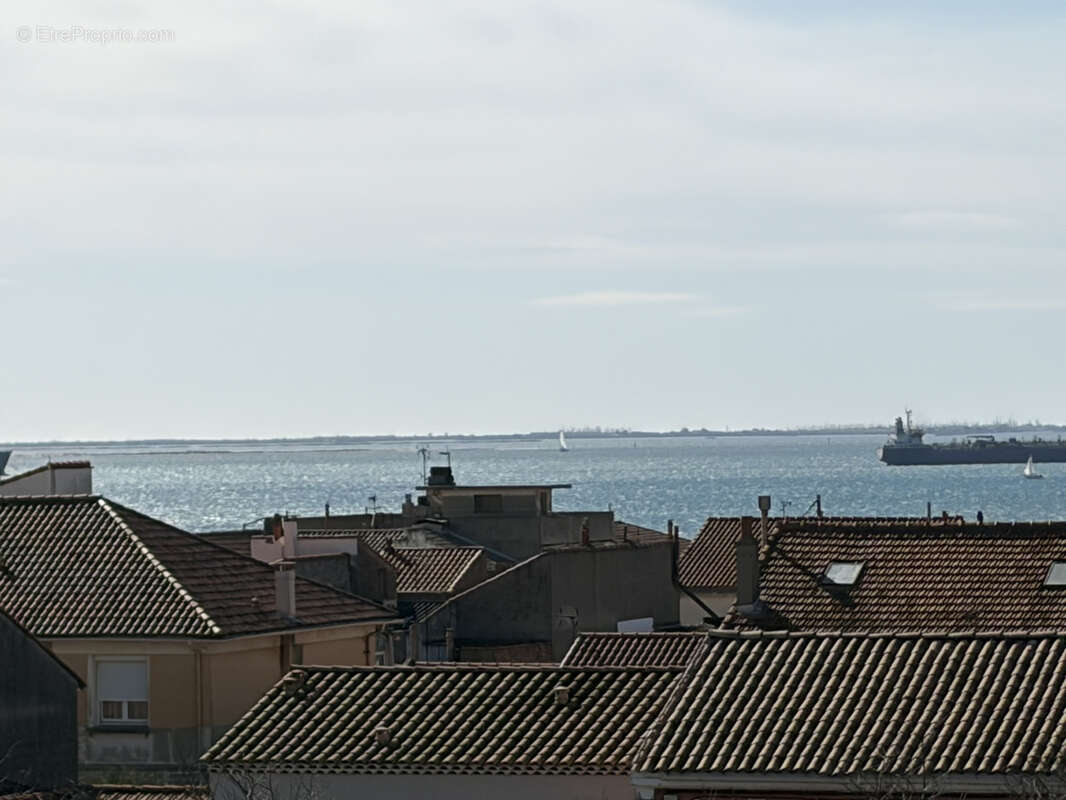 Appartement à PORT-DE-BOUC