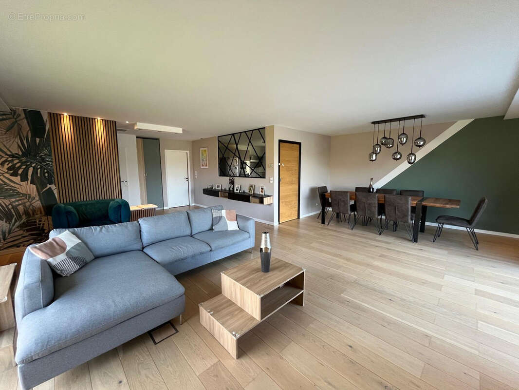 Maison à AMBARES-ET-LAGRAVE