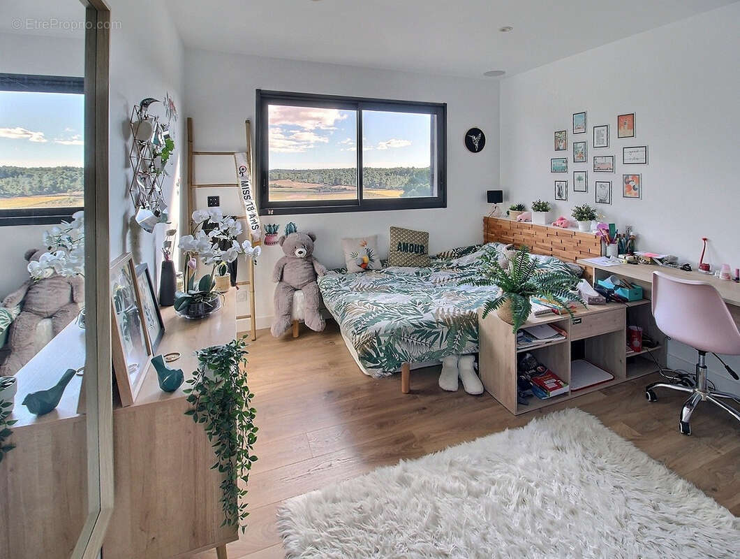 Maison à COMBAILLAUX