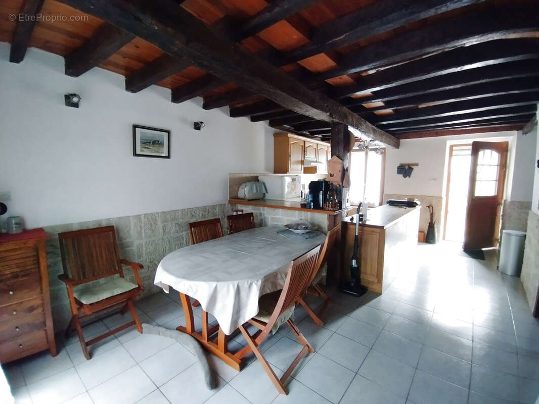 Maison à CLOYES-SUR-LE-LOIR