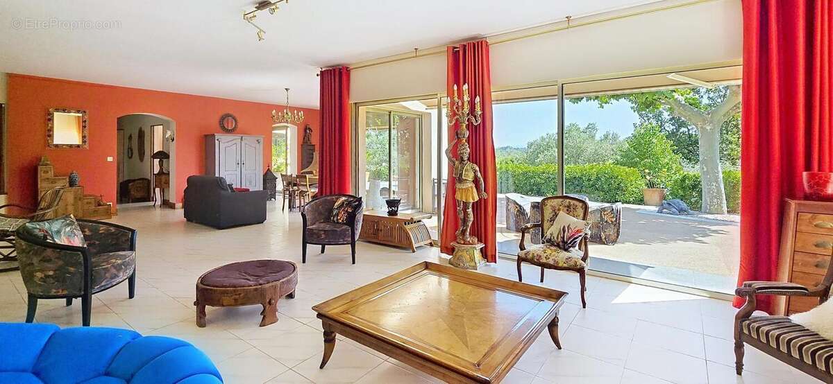 Photo 4 - Maison à LORGUES