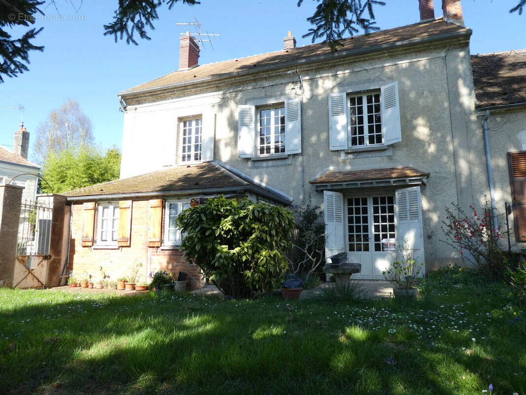 Photo 1 - Maison à FERICY