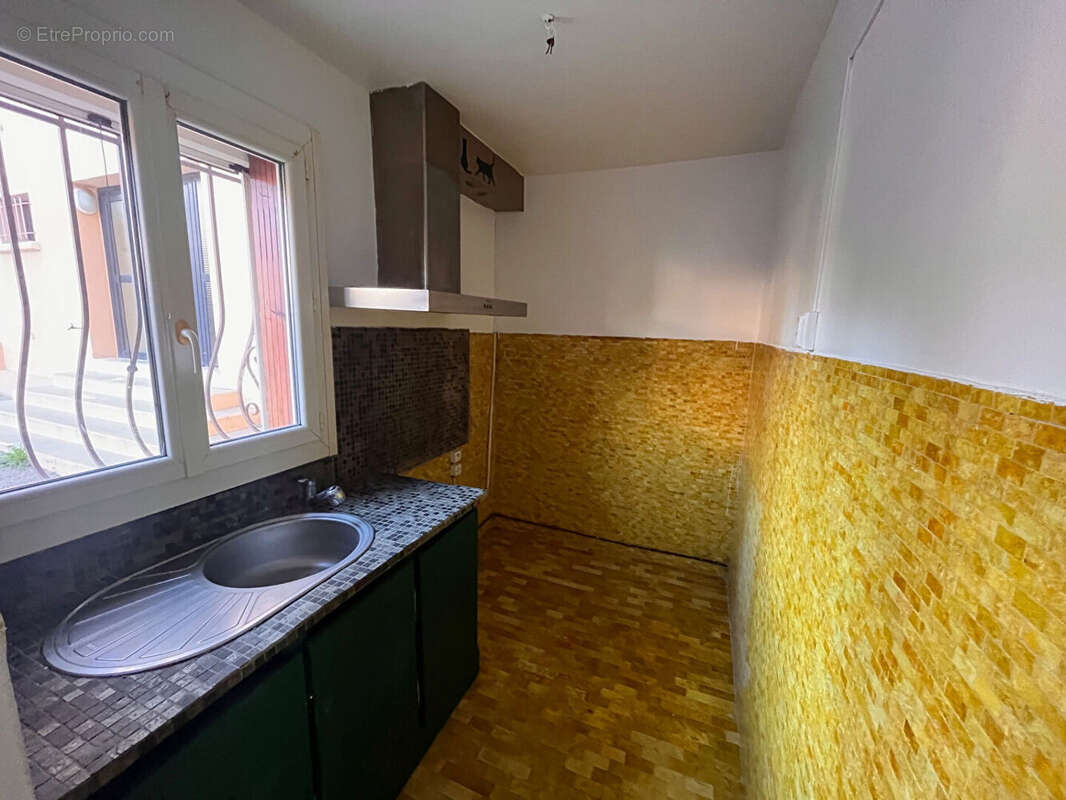 Appartement à SIX-FOURS-LES-PLAGES