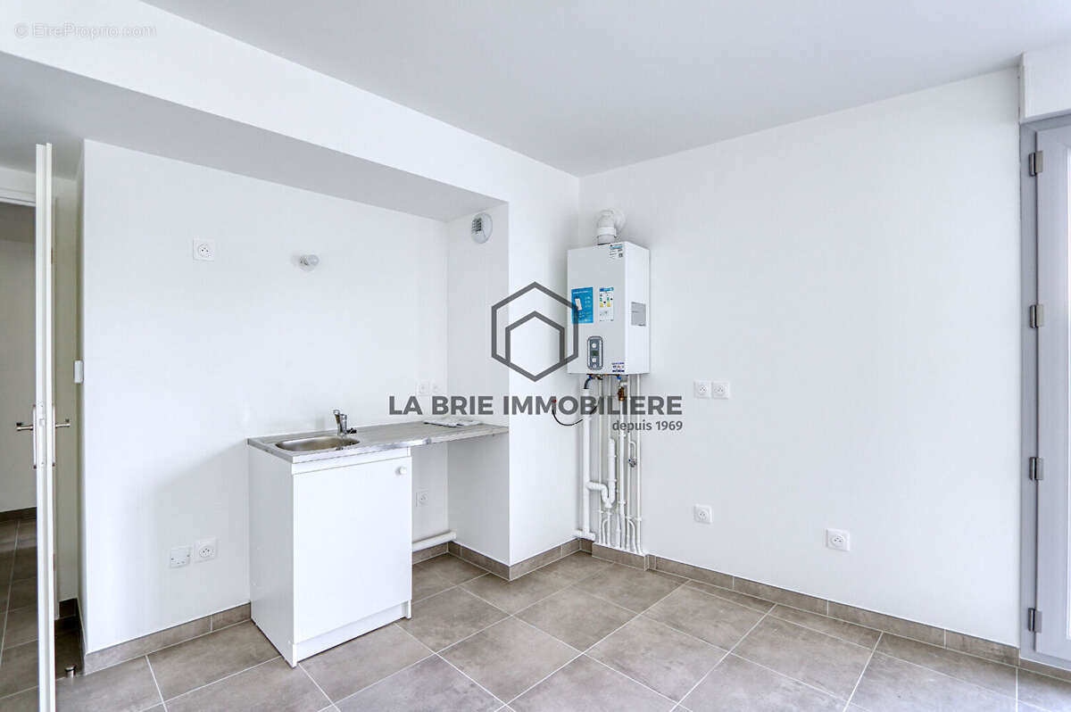 Appartement à CHENNEVIERES-SUR-MARNE
