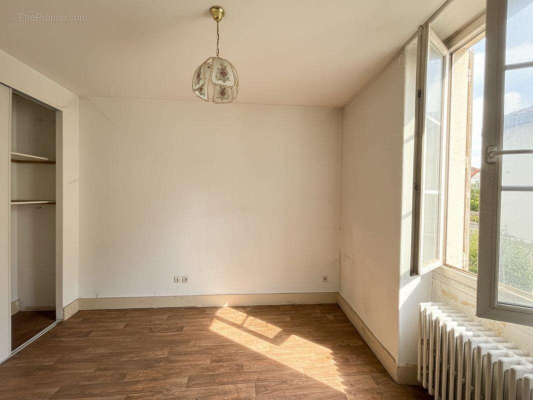 Appartement à BOURG-SAINT-ANDEOL