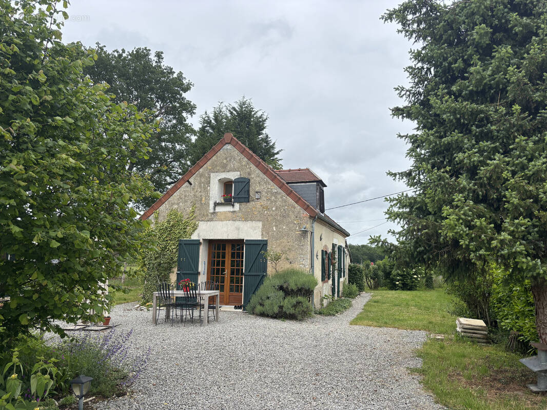 Maison à NEUVY-LE-BARROIS
