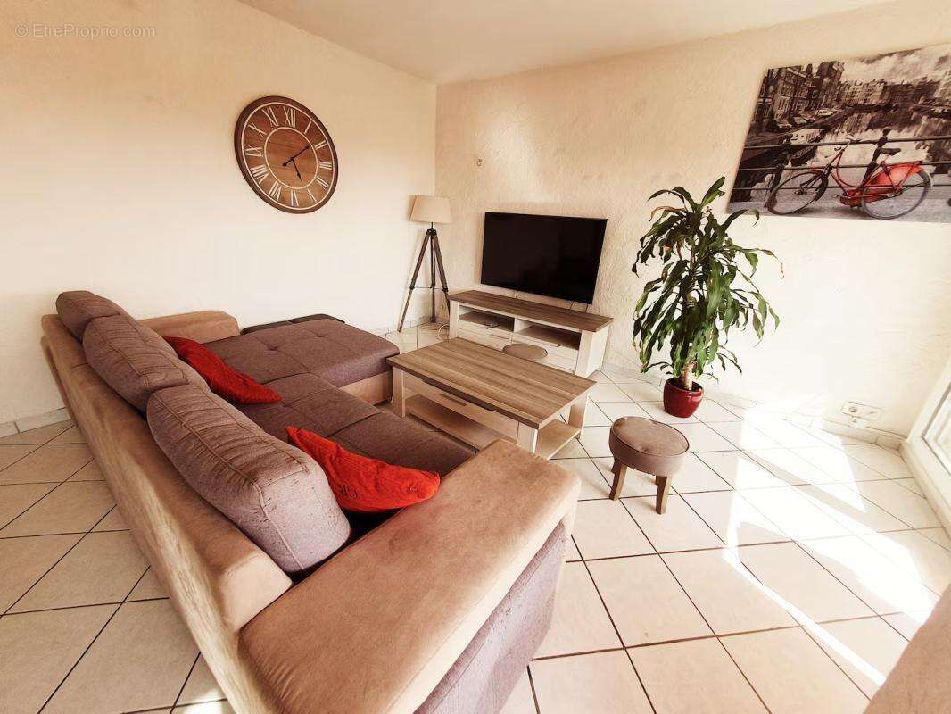 Appartement à MARIGNANE