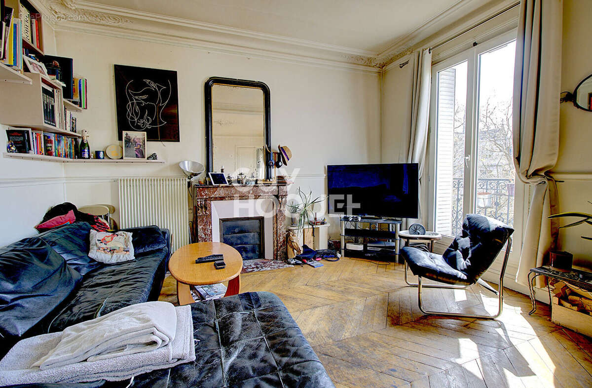 Appartement à PARIS-20E