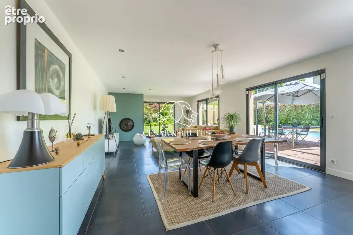 Maison 7 pièces 180 m² à vendre à Sathonay-Village (69580) - photo 4