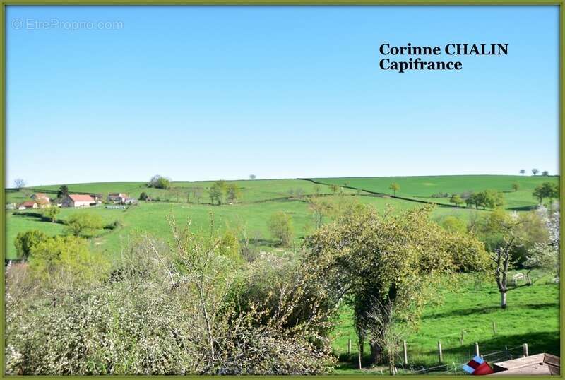 Maison à MONTCOMBROUX-LES-MINES