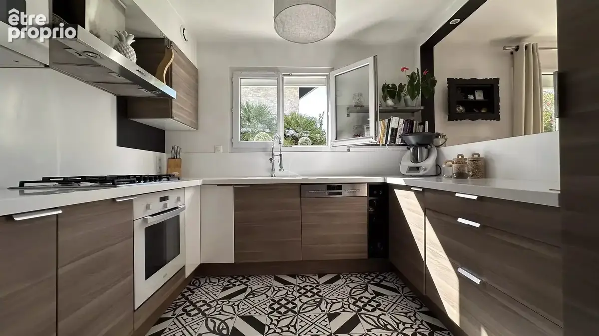 Maison 7 pièces 135 m² à vendre à La Rochelle (17000) - photo 5