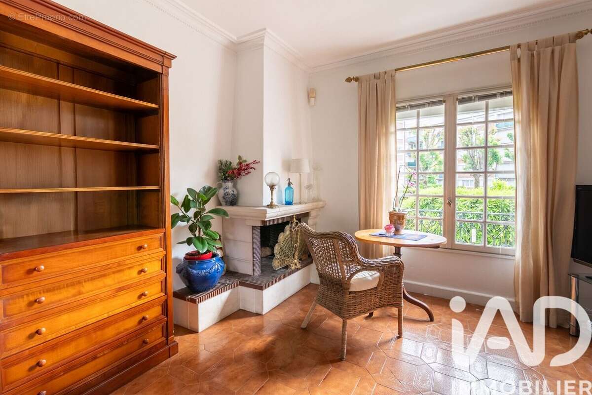 Photo 4 - Maison à LIVRY-GARGAN