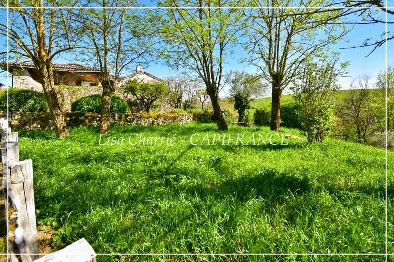 Maison à VIC-FEZENSAC