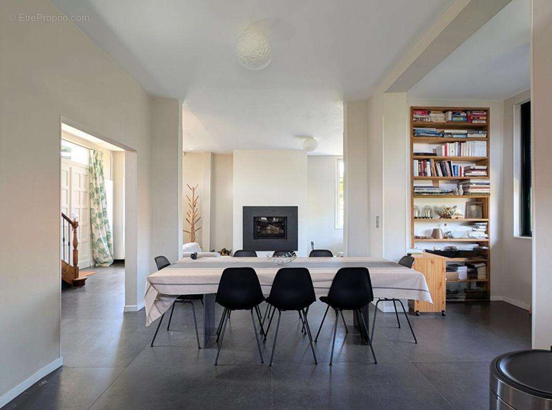 Maison à SALIES-DU-SALAT