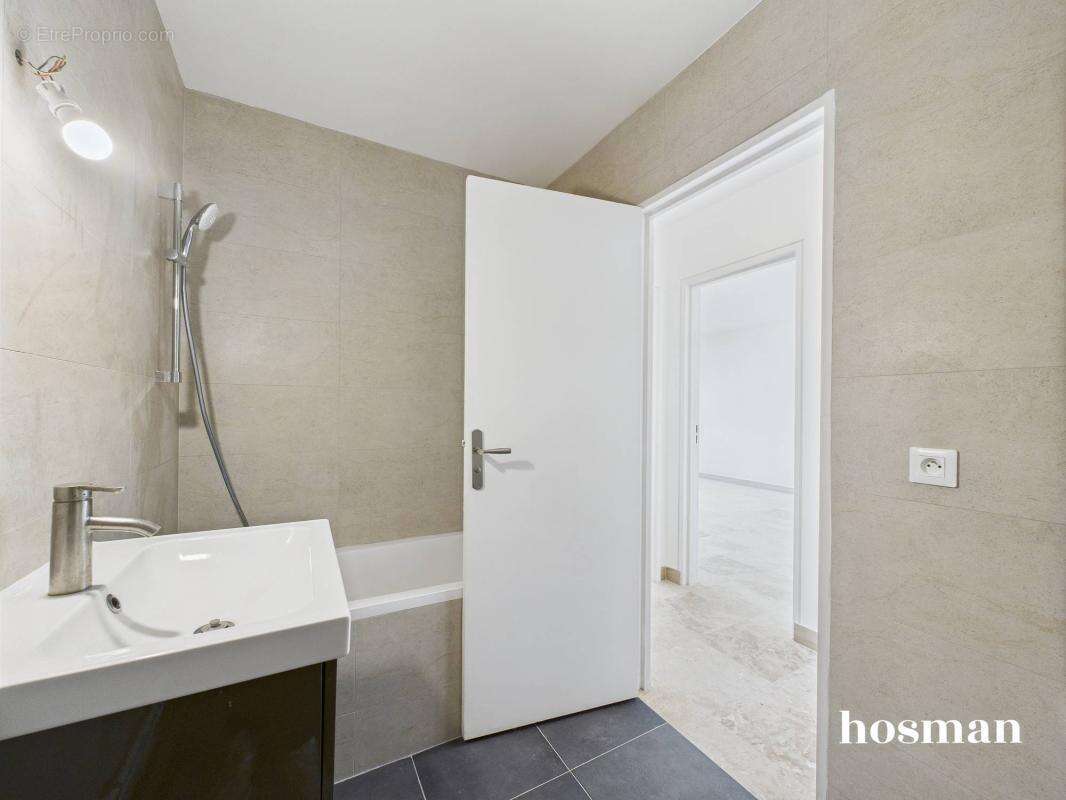 Appartement à PARIS-19E