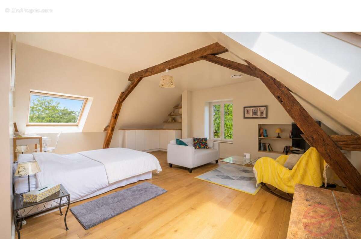 Maison à LOUE