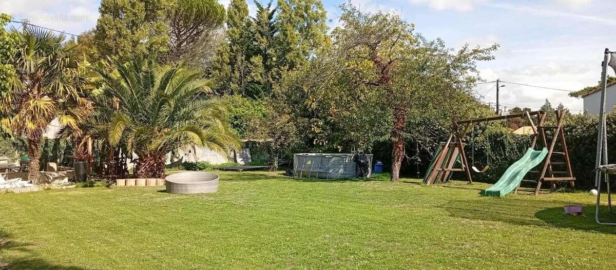 Vouillé – Maison de caractère 150 m² – Terrain arboré de 1100 m² – Coup de cœur assuré - photo 9