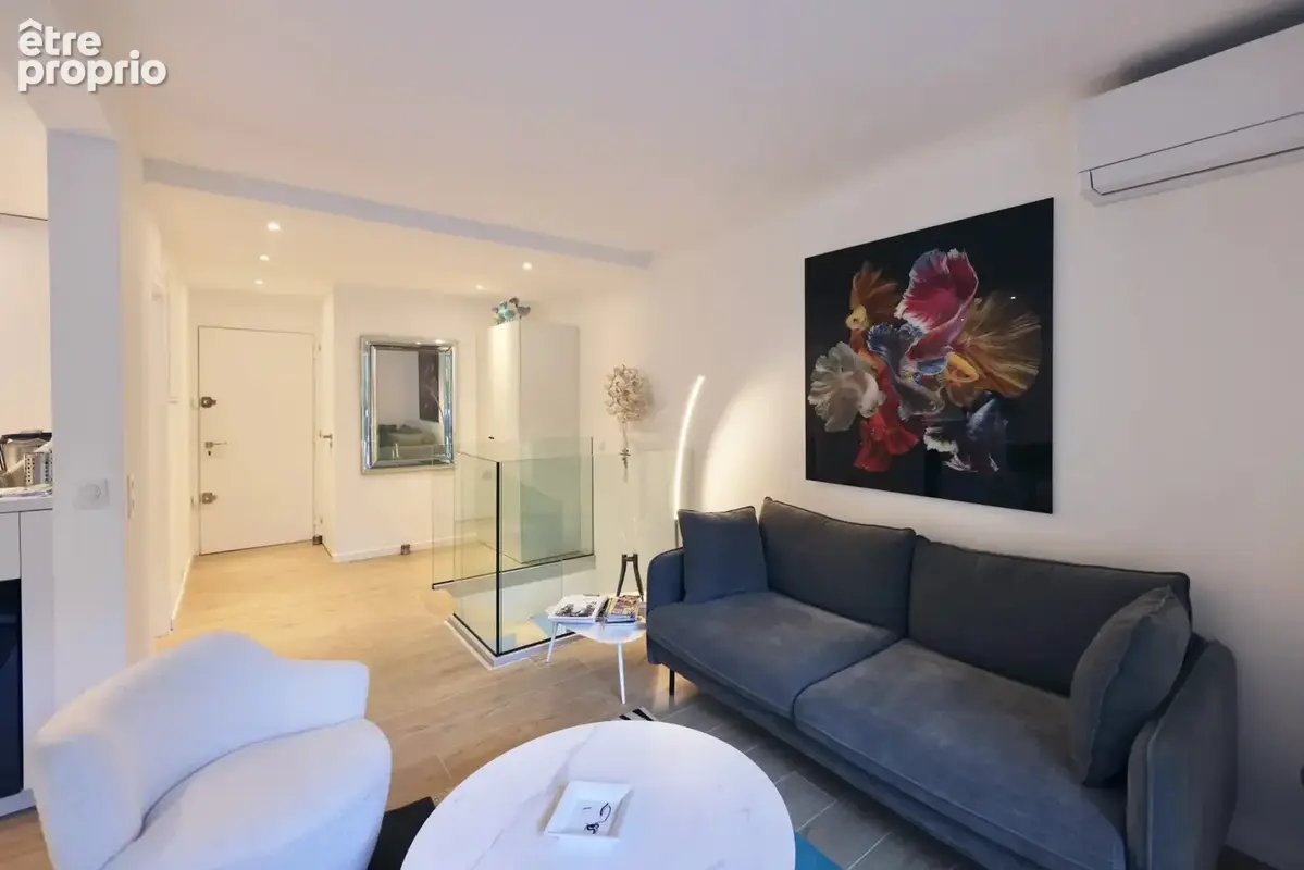 SAINT-TROPEZ : Appartement 4 pièces de 80 m² entièrement rénové, jardin de 100 m², piscine - photo 25