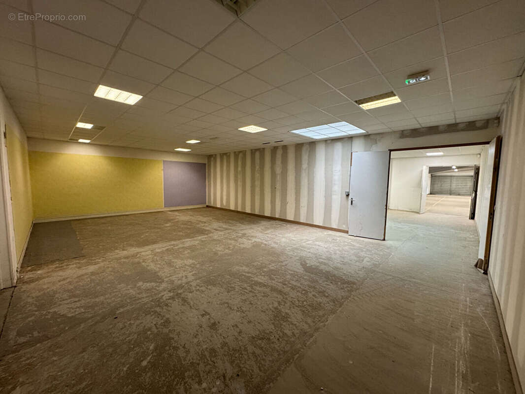 Commerce à SAINT-LO