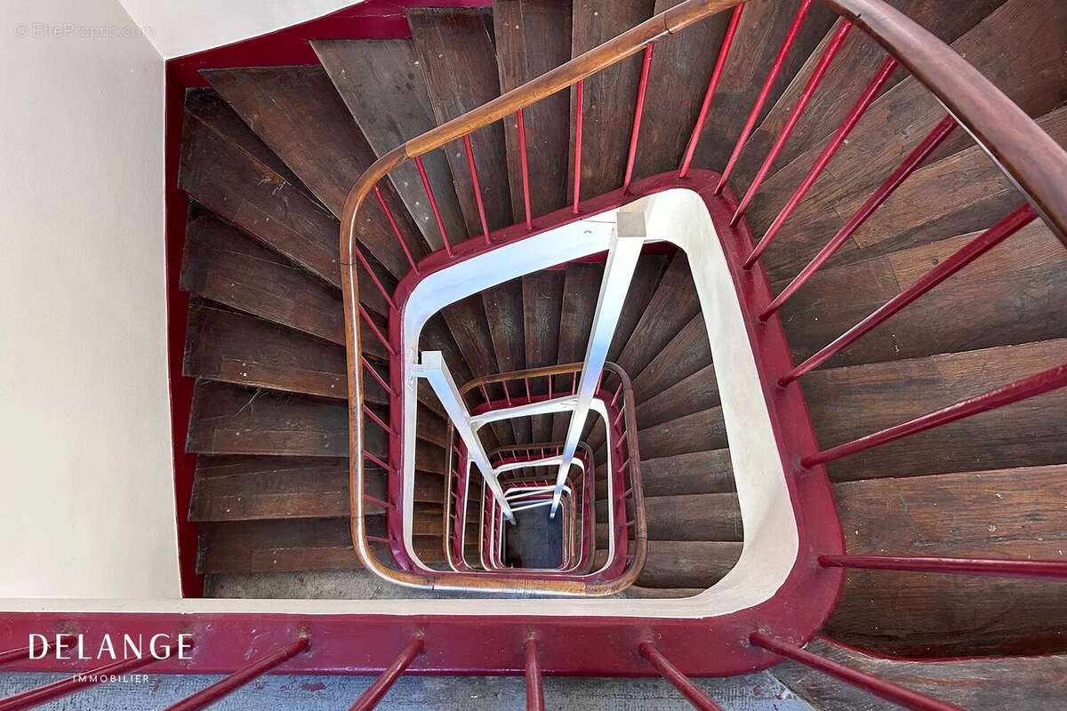 Appartement à PARIS-11E