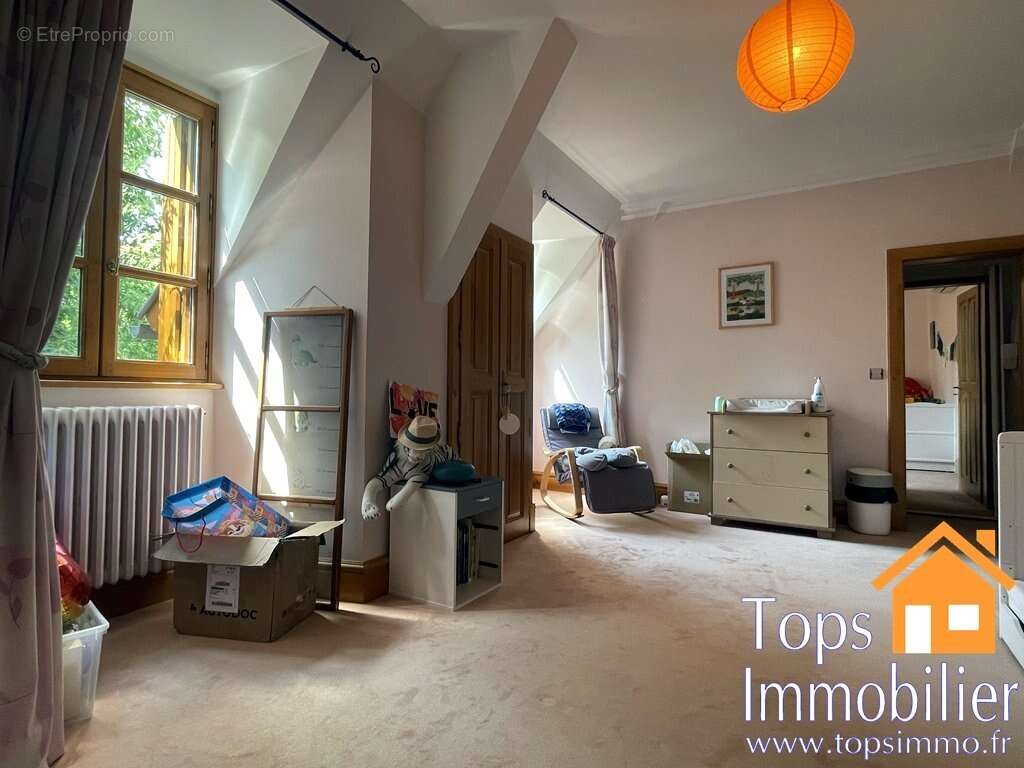 Maison à VILLEFRANCHE-DE-ROUERGUE