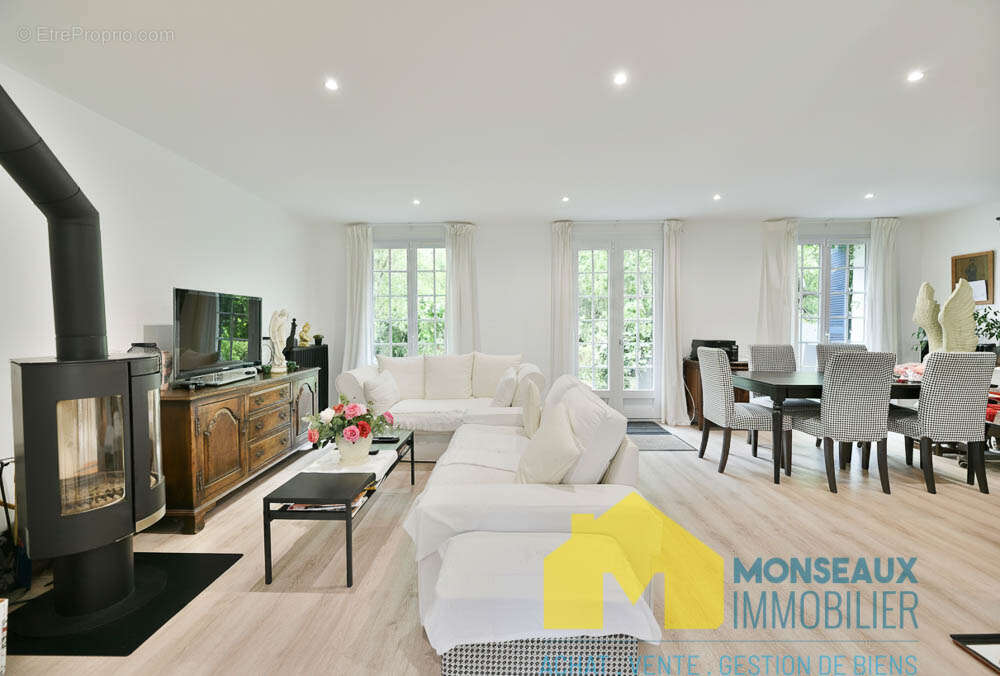 Maison  individuelle 7 pièce(s) - photo 4