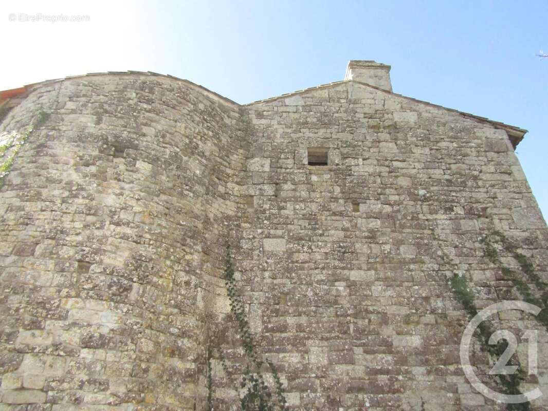 Maison à PAIZAY-NAUDOUIN-EMBOURIE