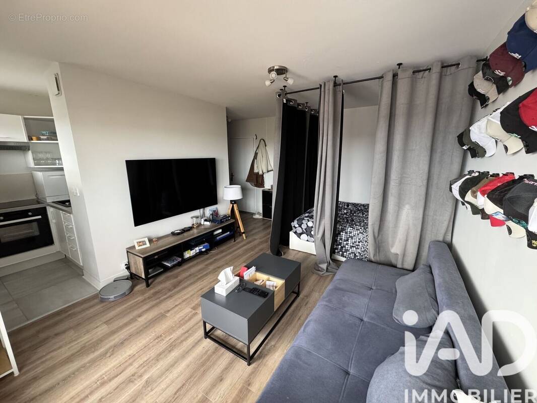 Photo 1 - Appartement à SAINT-JEAN-DE-BRAYE
