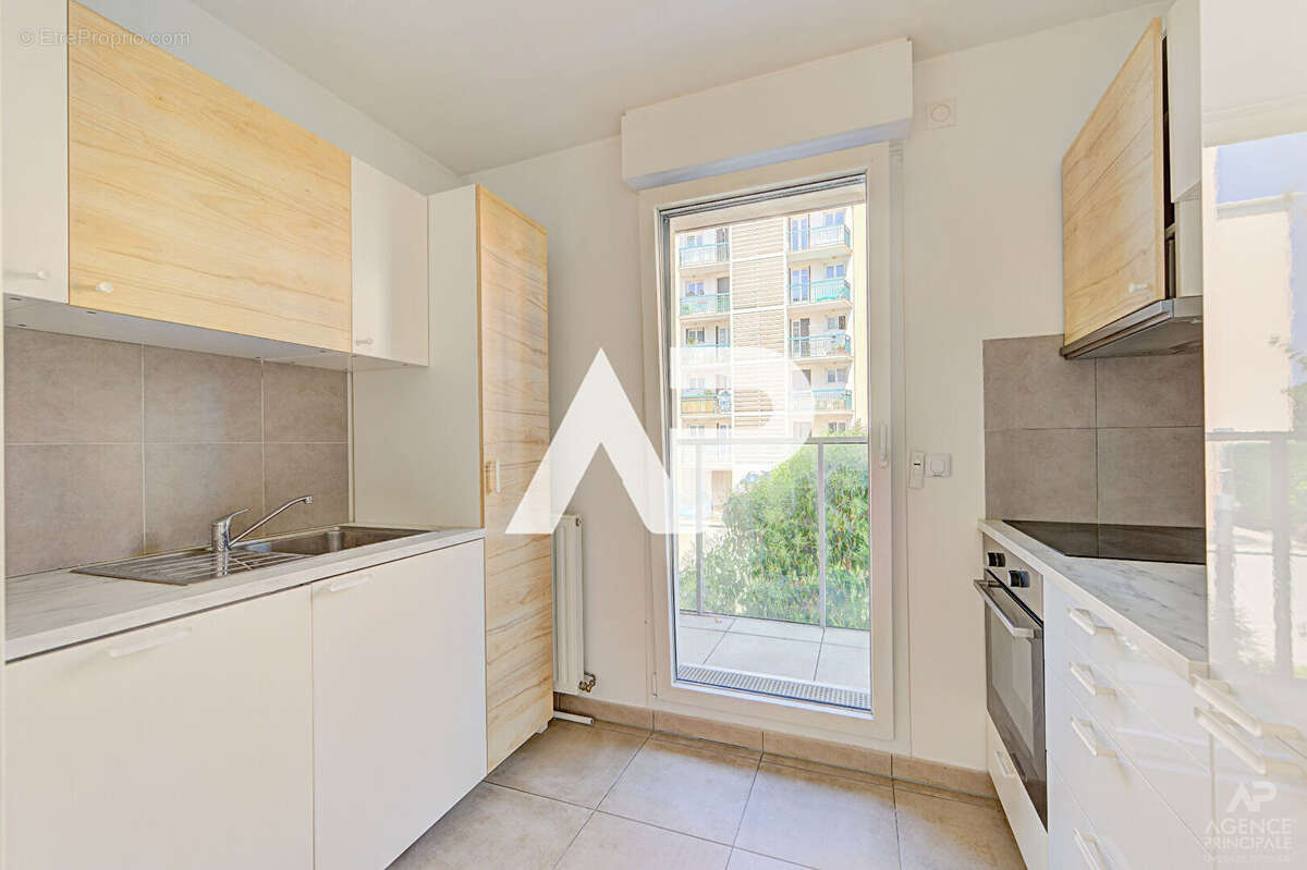 Appartement Rueil Malmaison 3 pièce(s) 57.38 m2 - photo 4
