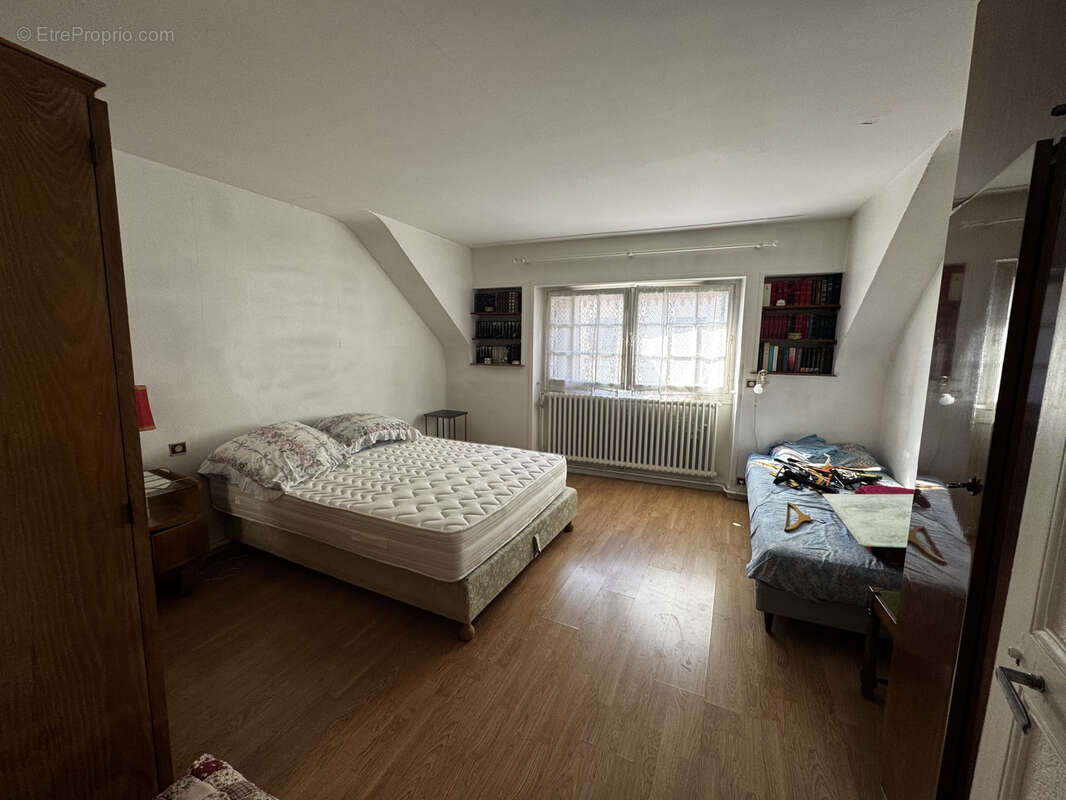 Maison à OUZOUER-SUR-TREZEE