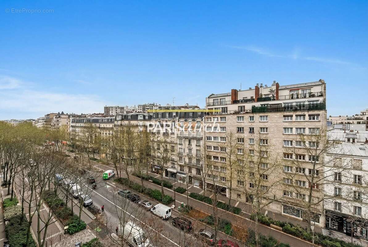 Appartement à PARIS-12E
