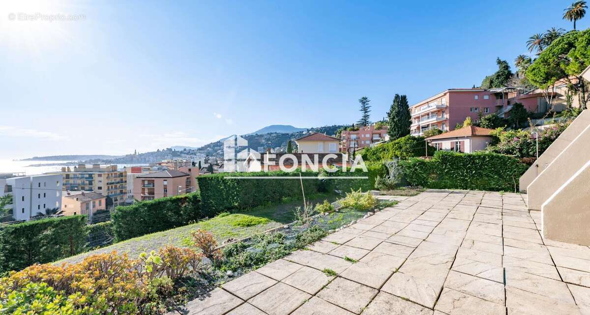 Appartement à MENTON