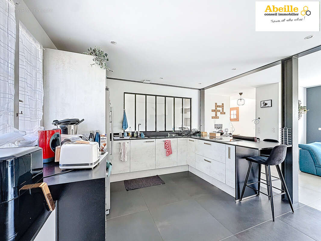 Maison à SAINT-CHERON