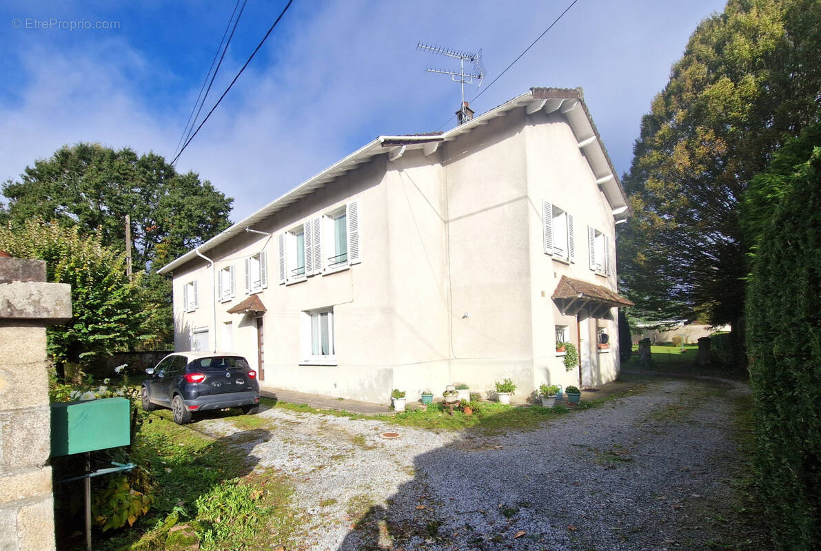 Maison à FEYTIAT