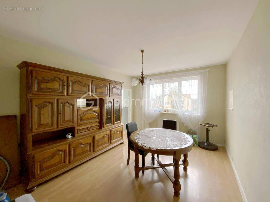 Appartement à SAINT-FARGEAU-PONTHIERRY